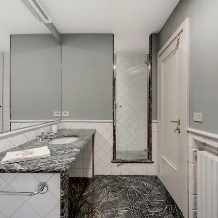 Petroni Interno 2 *